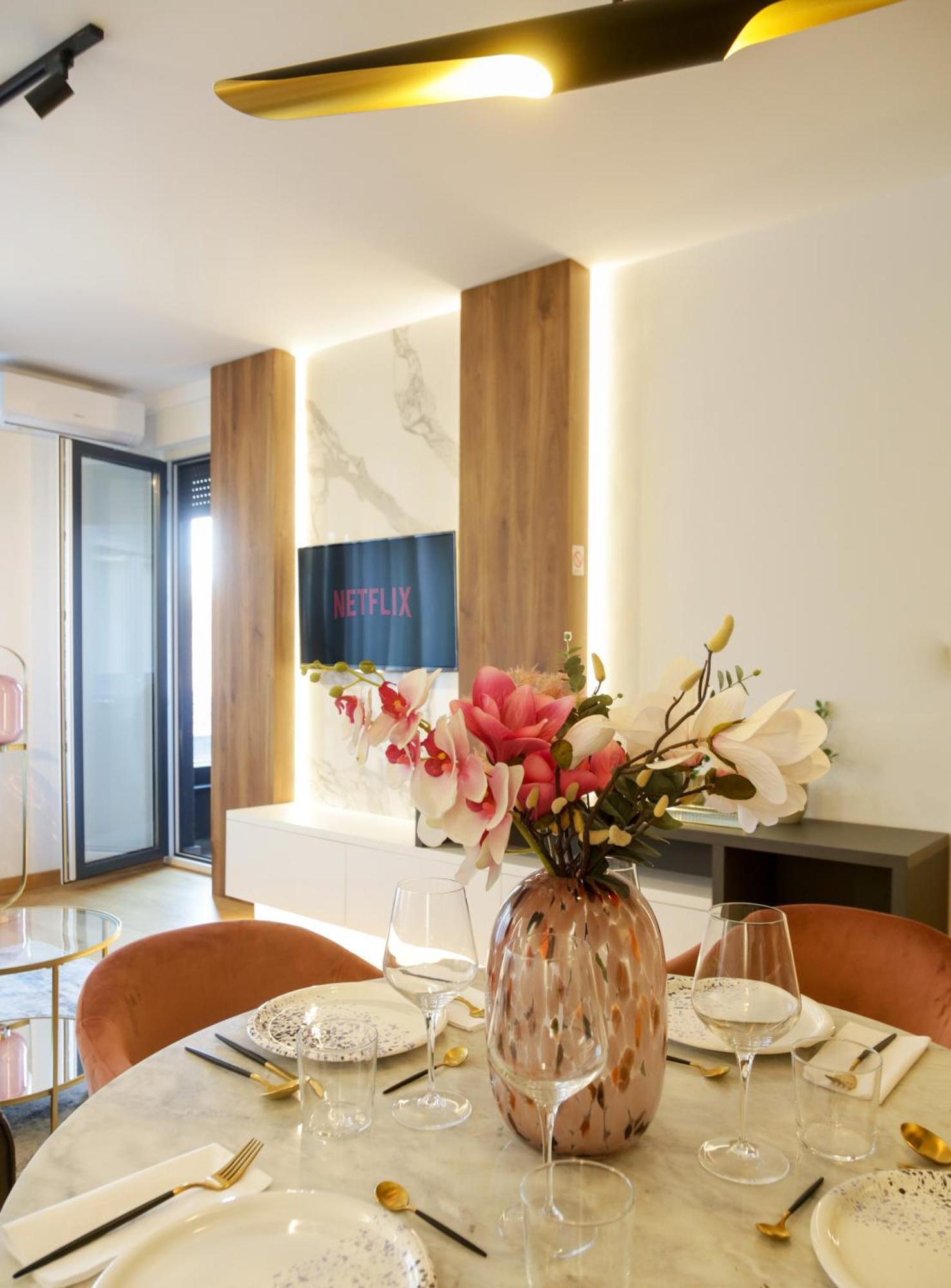 Supernova Royal Residence Novi Sad Eksteriør bilde